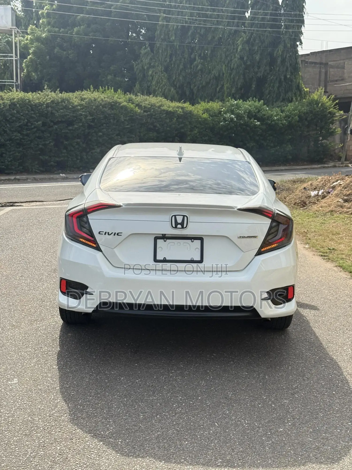 Honda Civic Touring 4dr Sedan (1.5L 4cyl) 2016 White