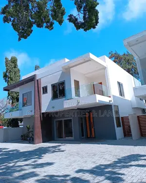 Furnished 3bdrm Townhouse / Terrace in Cantonments, DVLA Area for rent