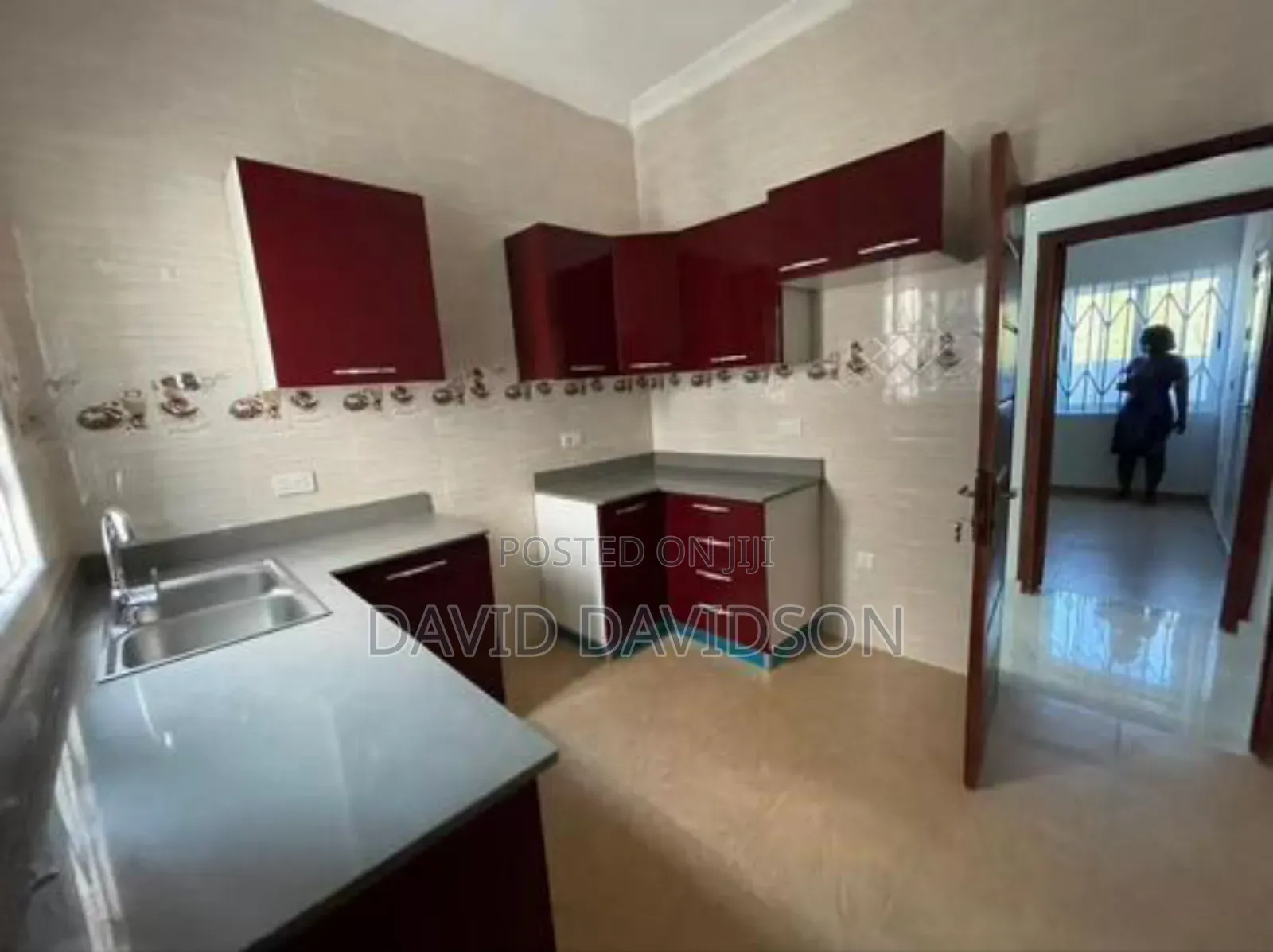 3bdrm House in 3 Bedroom Modern, Tema Metropolitan for sale