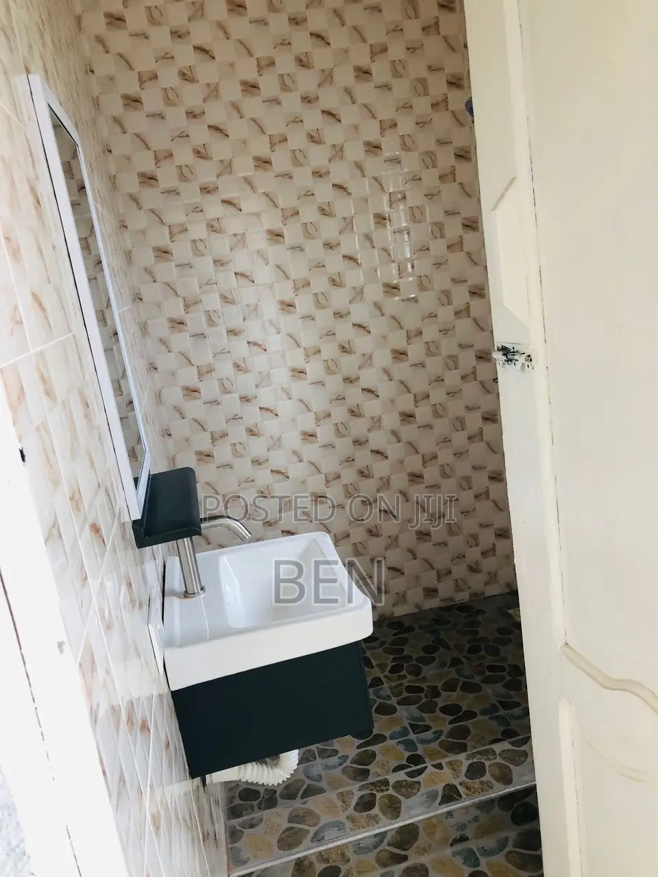 Furnished 2bdrm Apartment in Lapaz Racecourse for rent