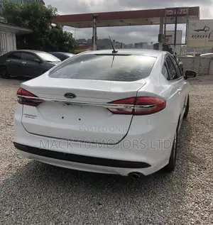 Ford Fusion SE AWD 2017 White