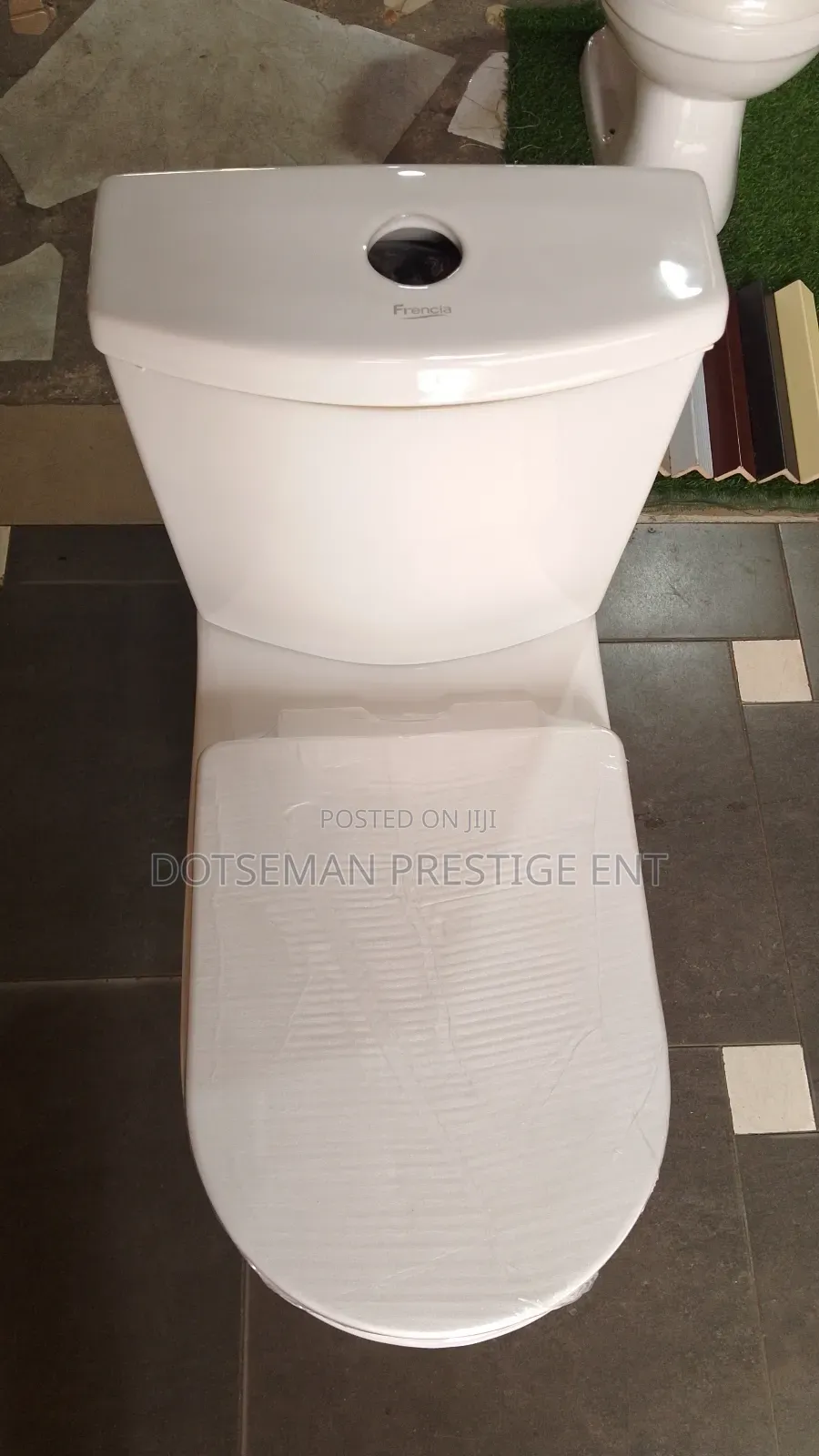 Slim Tank Wc (Frencia)