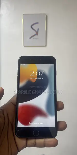Apple iPhone 7 Plus 128 GB Black