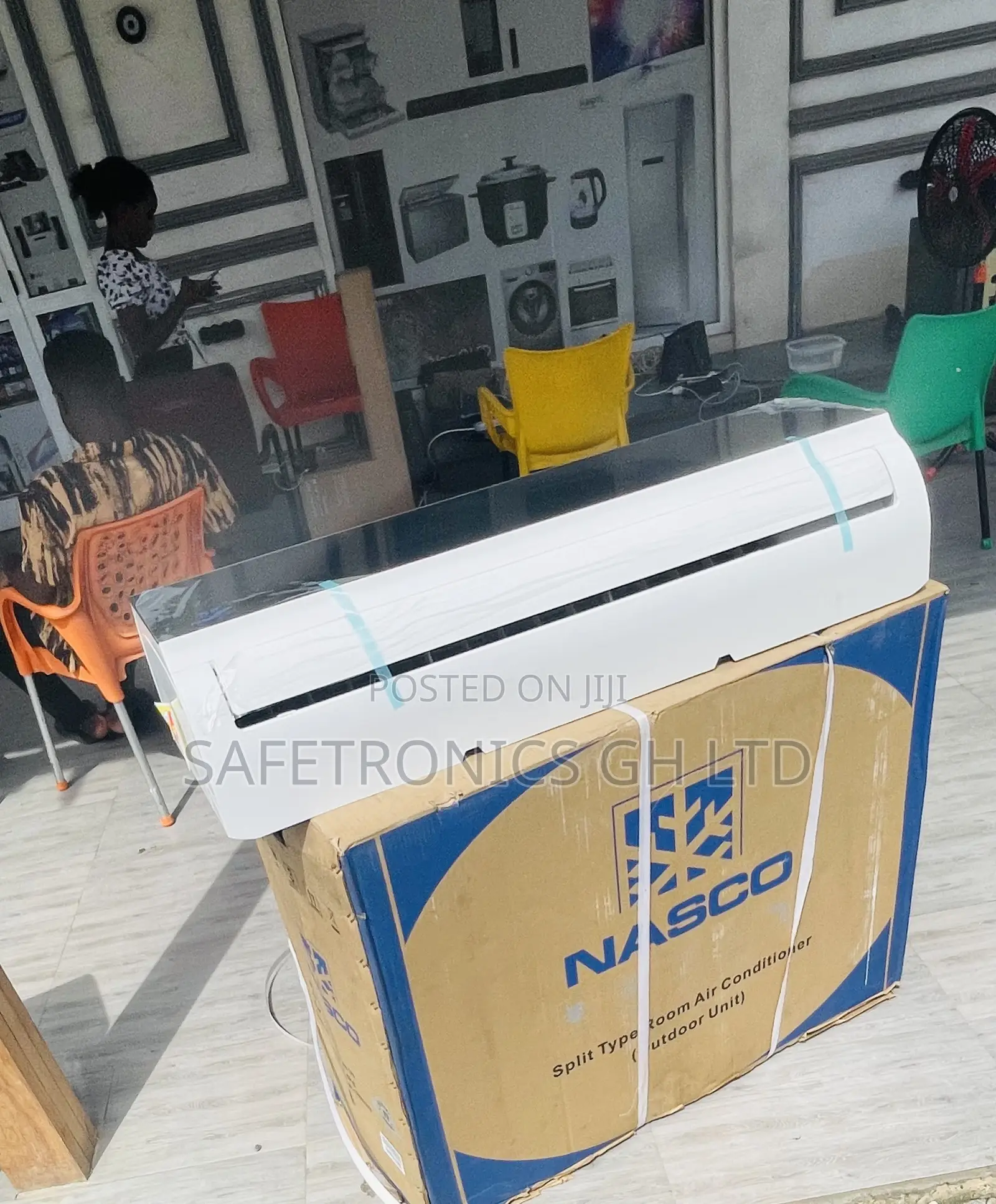 Secured Nasco 1.5 Horsepower Mirror R410 Glass Black Ac