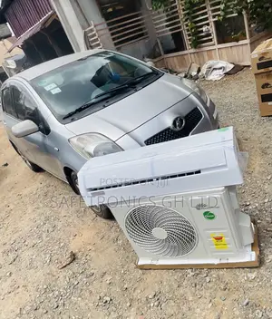 Get White Rainbow Auto Restart 1.5 Horsepower Split Ac