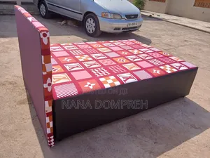Colourful Lv Inbuilt Double Bed