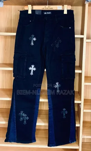 Photo - High Quality Chrome Heart Black Baggy Jeans Available in Sto