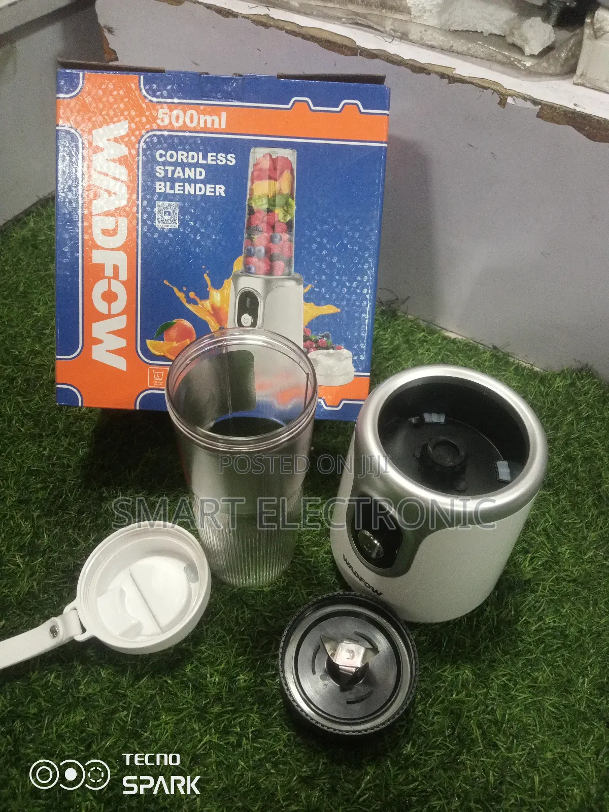 Chargeable Wadfow Stand Blender and Can Be Use as Bottle