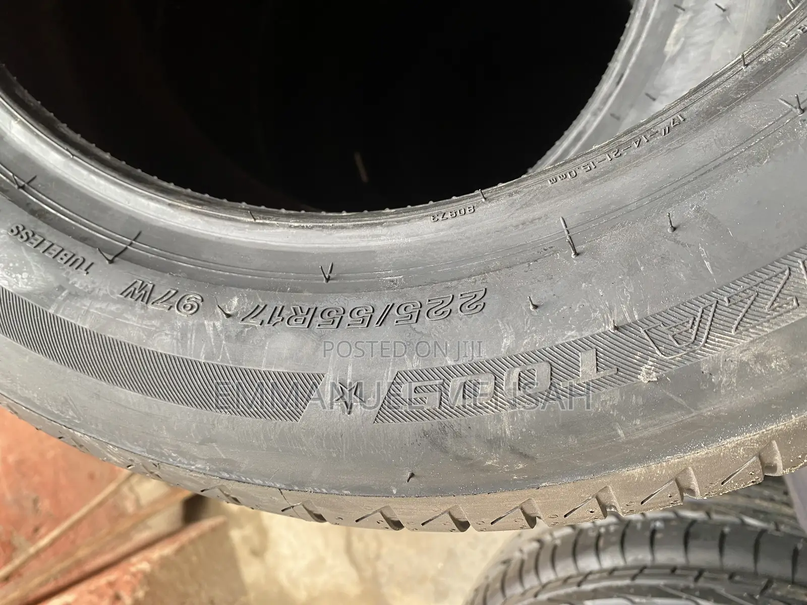 225/55 R17 Premium Bridgestone Turanza T005 Tire 97w