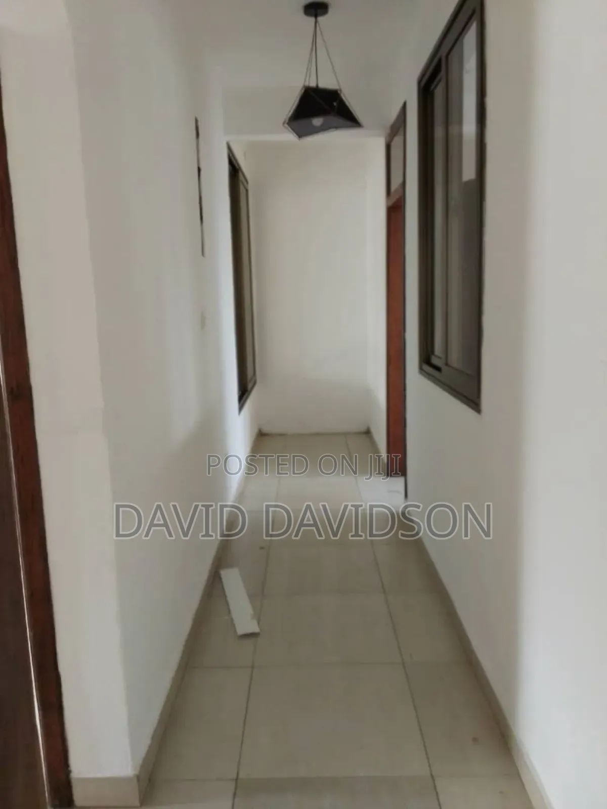3bdrm Mansion in 3 Bedroom House, Tema Metropolitan for rent