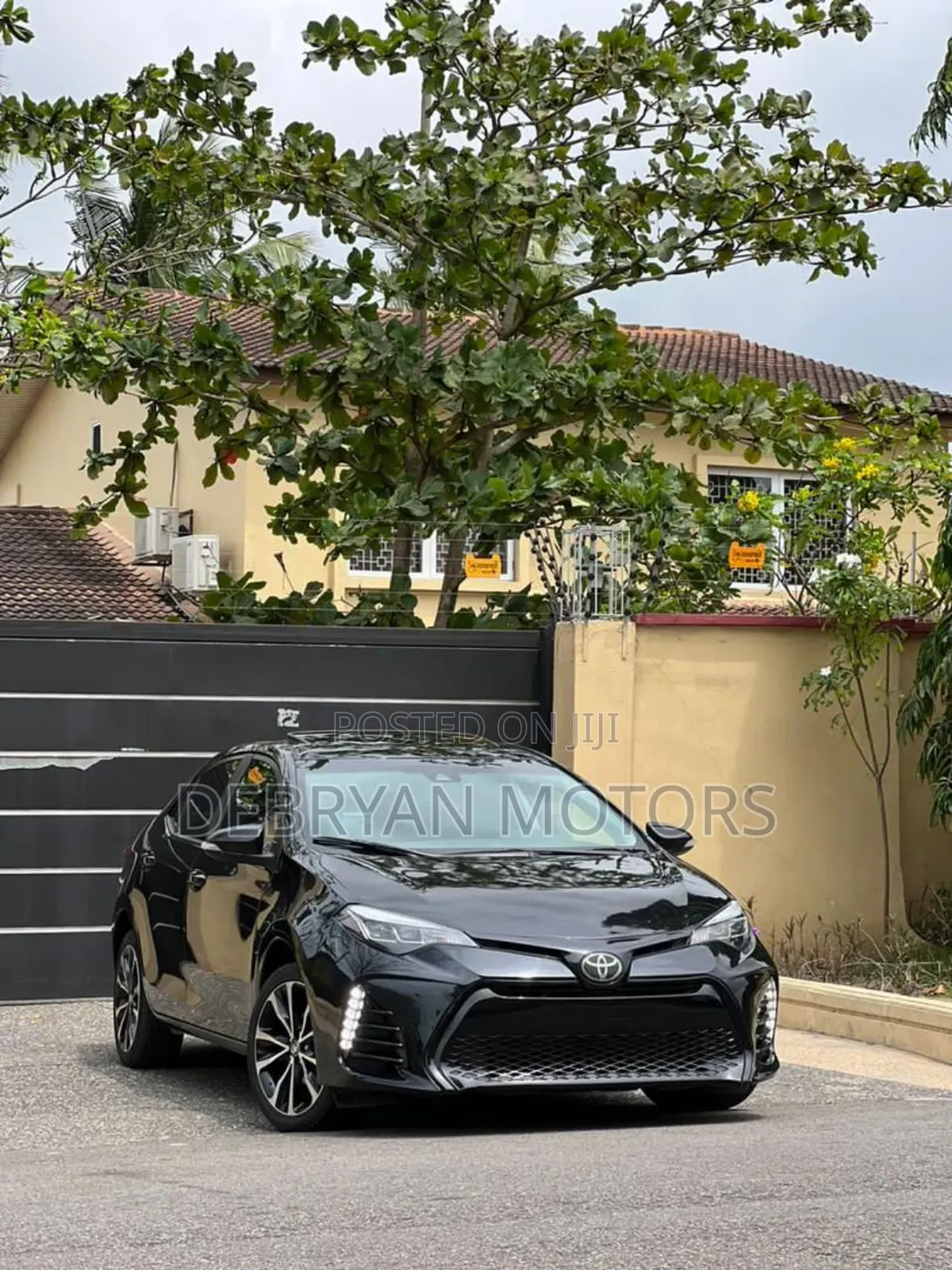 Toyota Corolla SE (1.8L 4cyl 6M) 2019 Black