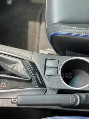 Toyota Corolla SE (1.8L 4cyl 6M) 2019 Black