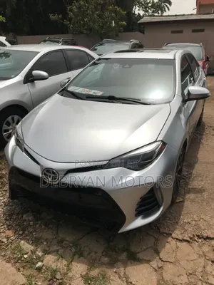 Toyota Corolla SE (1.8L 4cyl 6M) 2019 Silver