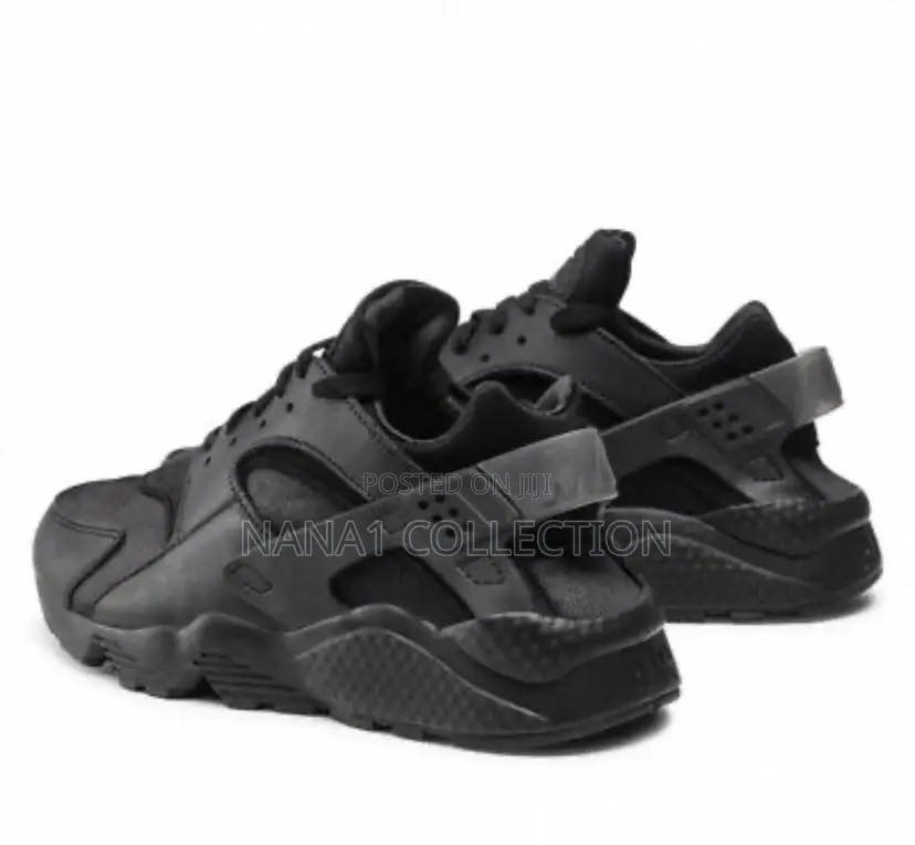 Nike Air Huarache Trainers Triple Black