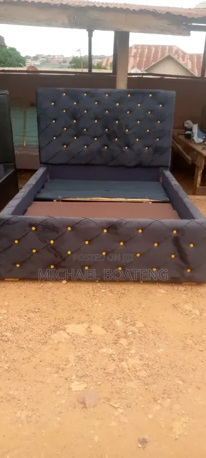 Modern Leather Beds