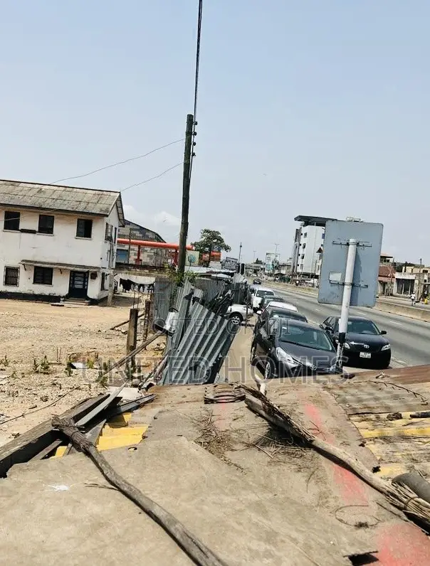 Circle Avenor 6 Plot for Sale