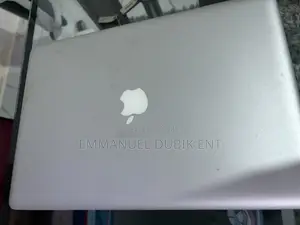 Laptop Apple MacBook Pro 4GB Intel Core i5 SSD 512GB