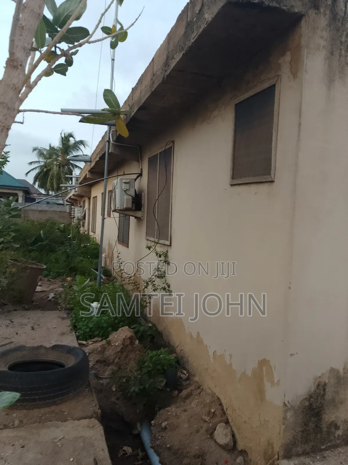 6bdrm Apartment in Sinco Properties, Ashaley Botwe for sale