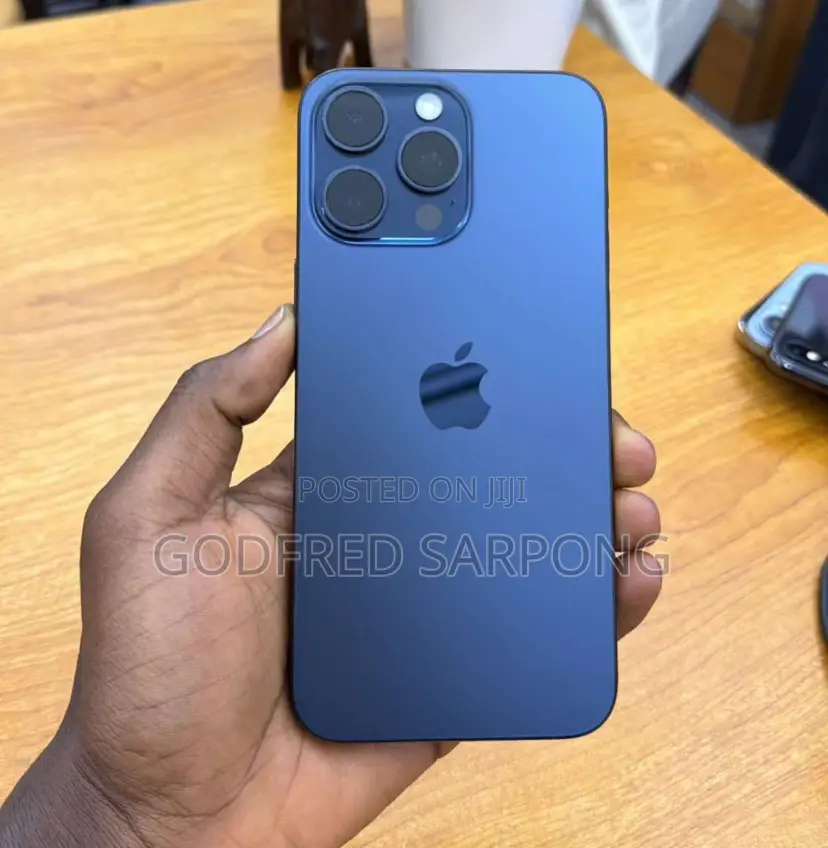 New Apple iPhone 16 Pro Max 256 GB Blue