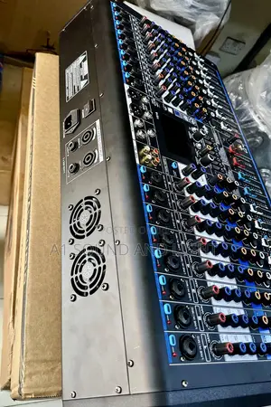 Yamaha [Ys-16] Powered Mixer With Effects