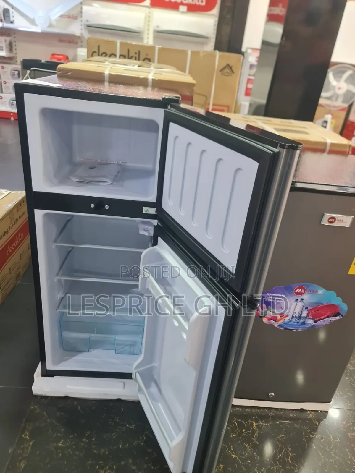 H a Double Door Fridge - Preserves Food
