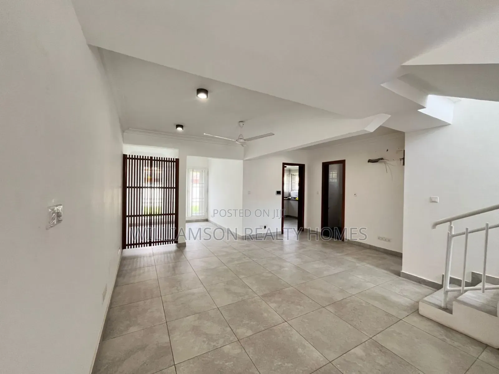 3bdrm House in Community 18 Area, Spintex for sale