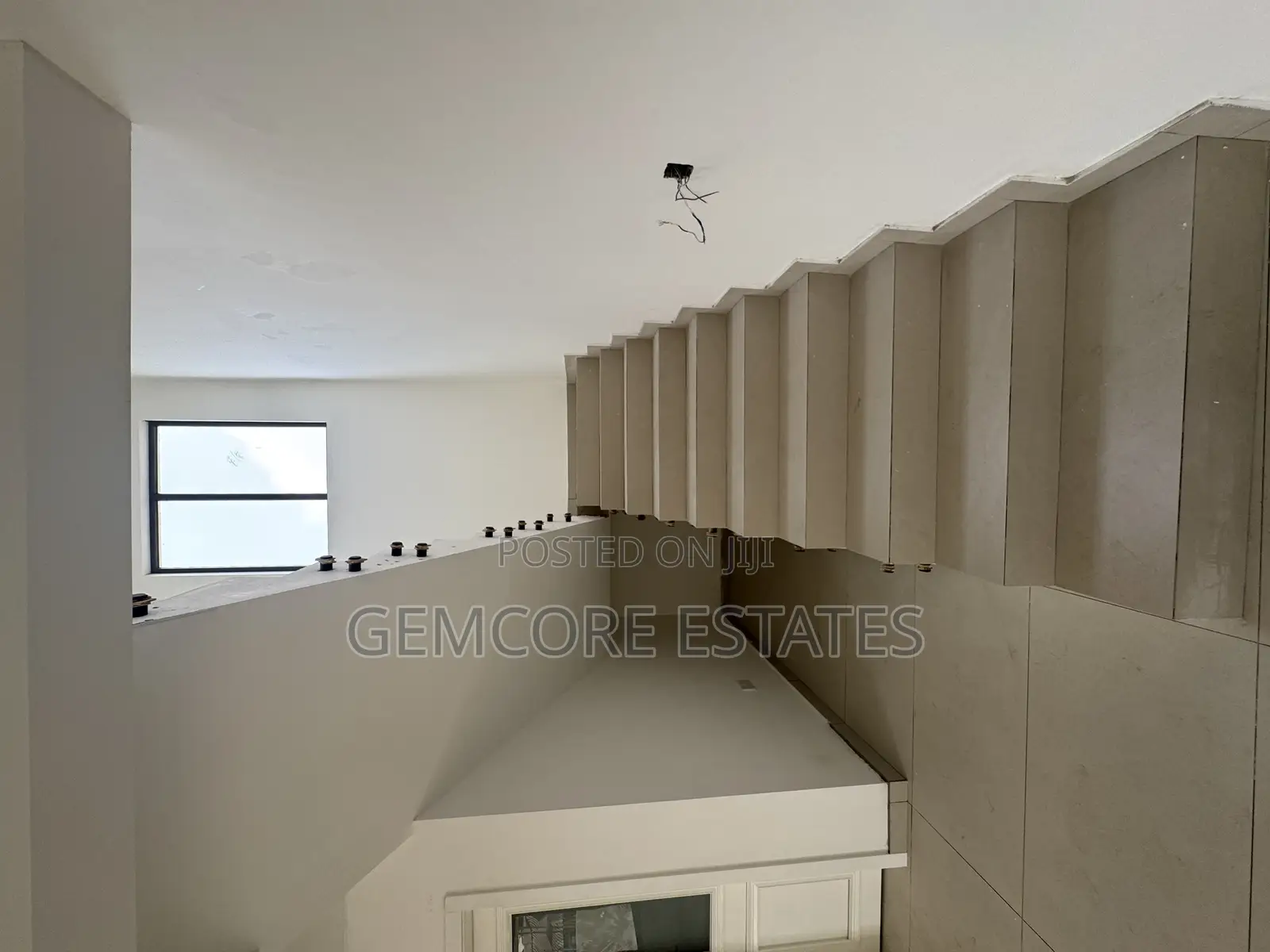 4bdrm House in School Junction, Ashaley Botwe for sale