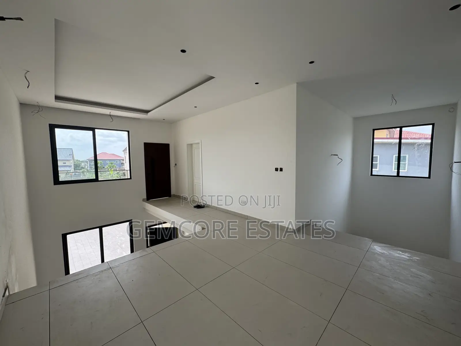 4bdrm House in School Junction, Ashaley Botwe for sale