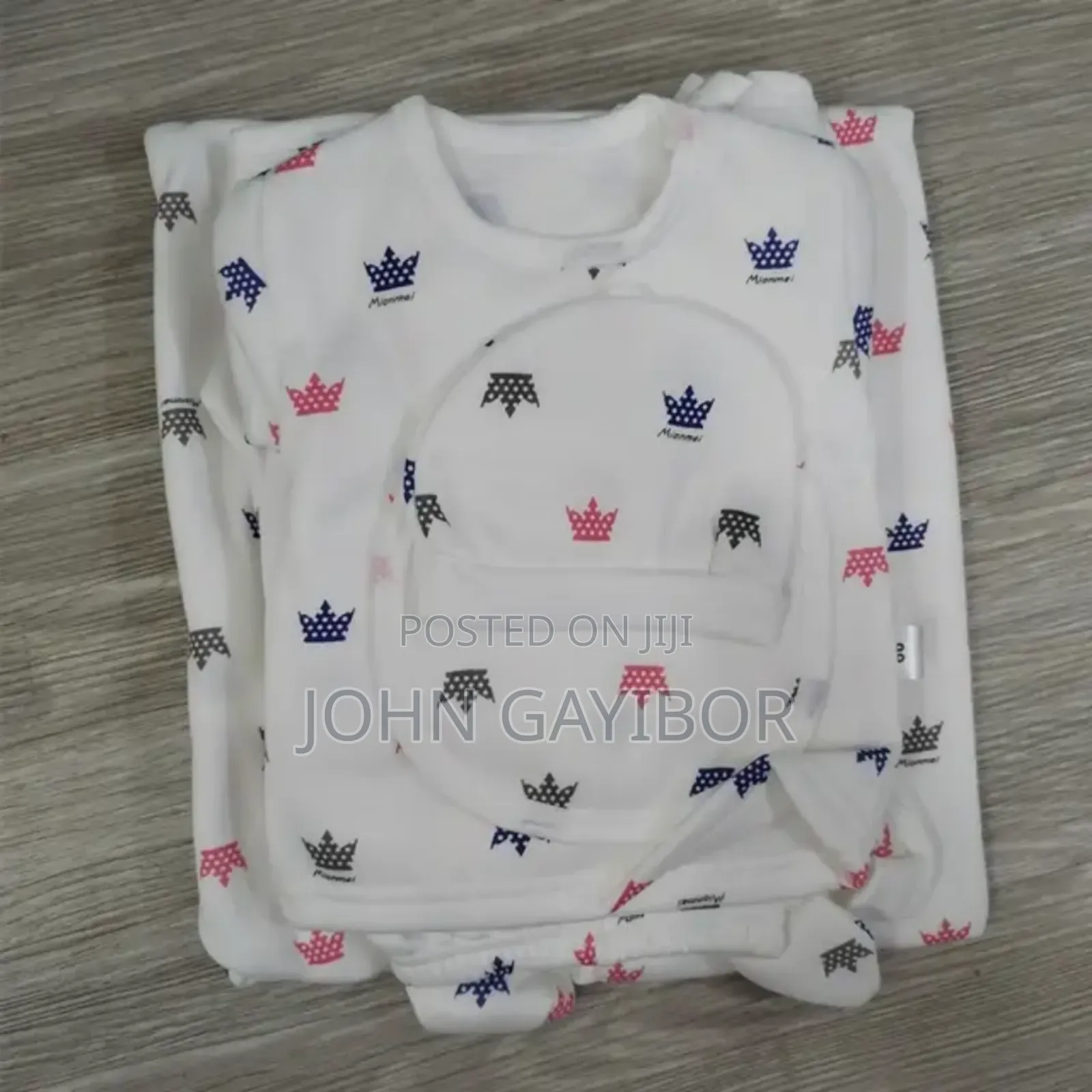 Baby Gifts Clothes Set.