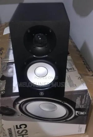 Yamaha Hs5 Powered Studio Monitor