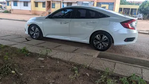 Honda Civic EX-T Sedan 2018 White