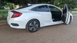 Honda Civic EX-T Sedan 2018 White