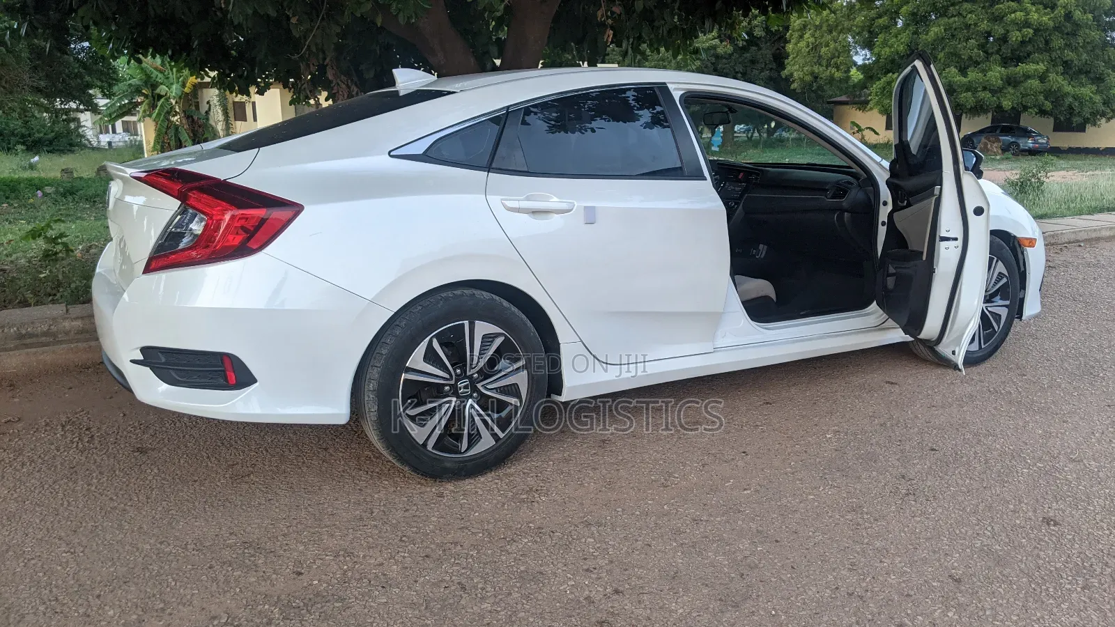 Honda Civic EX-T Sedan 2018 White