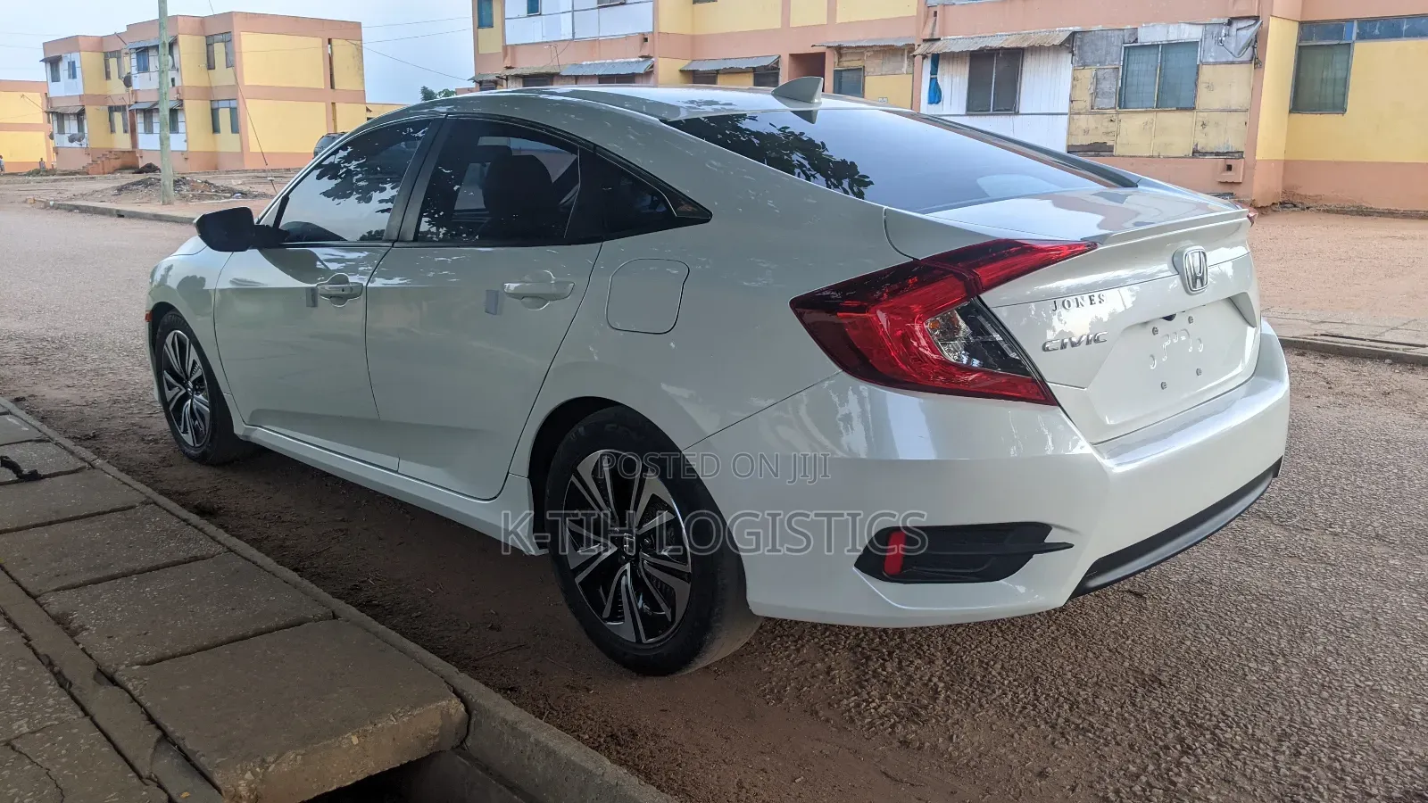 Honda Civic EX-T Sedan 2018 White