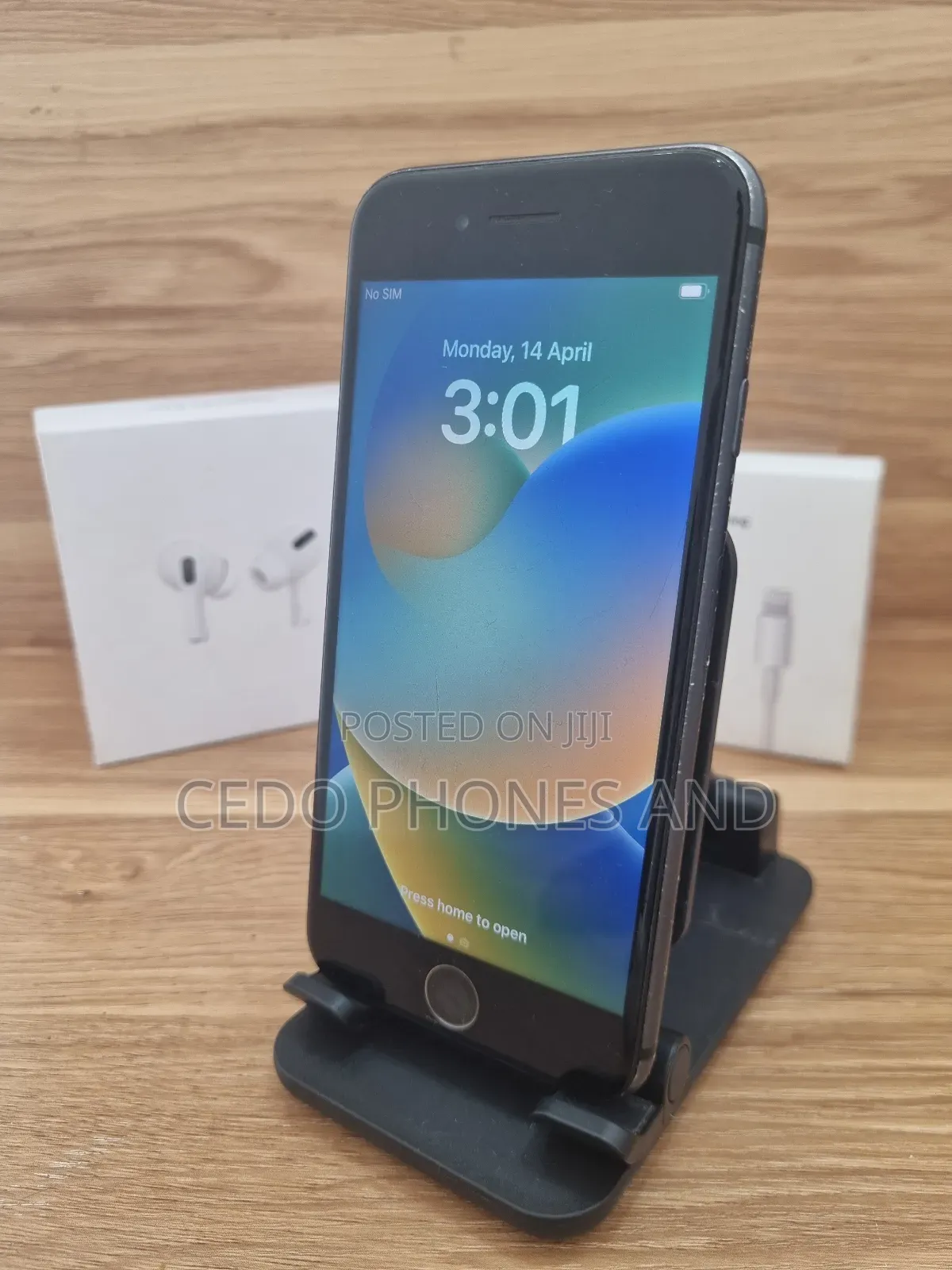 Apple iPhone 8 64 GB Black