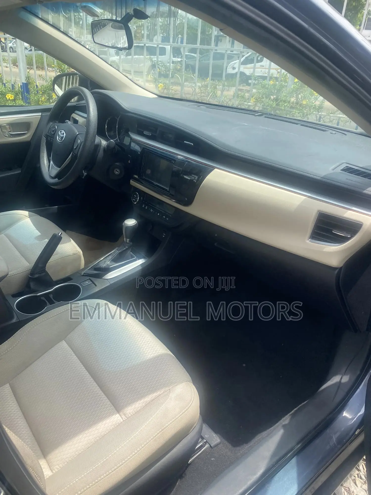 Toyota Corolla S Plus 4dr Sedan (1.8L 4cyl 6M) 2015 Gray