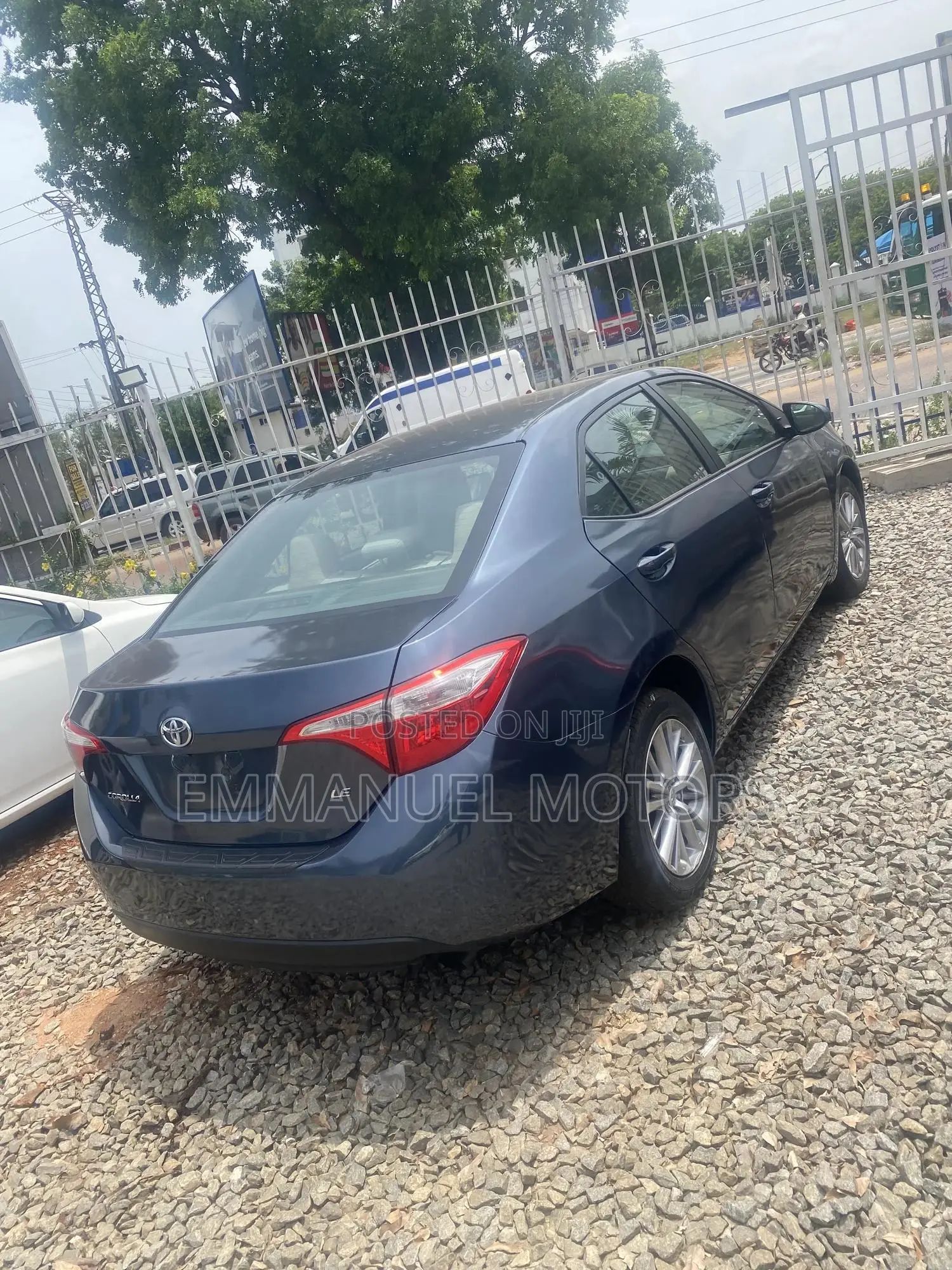 Toyota Corolla S Plus 4dr Sedan (1.8L 4cyl 6M) 2015 Gray