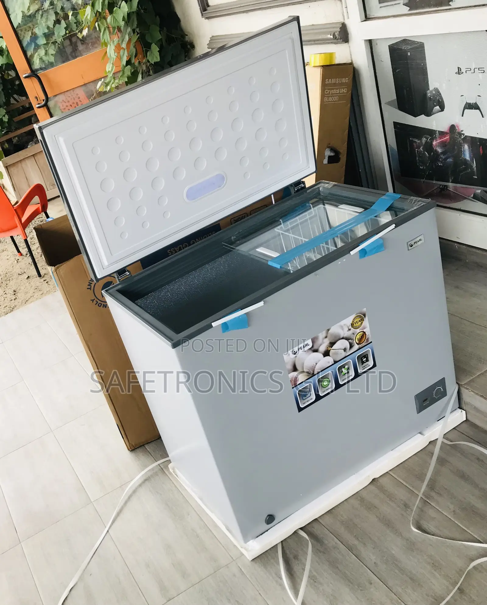 Frostybite Pearl 200 Liters Singledoor PCF-240 Grey Freezer