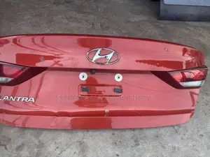 2017 2018 Hyundai Elantra Sedan Rear Boot