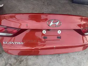 2017 2018 Hyundai Elantra Sedan Rear Boot