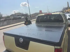 Nissan Navarah Bucket Cover