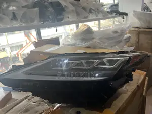 Lexus Rx350 Headlight