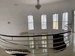 4bdrm Townhouse / Terrace in Cantonments for rent