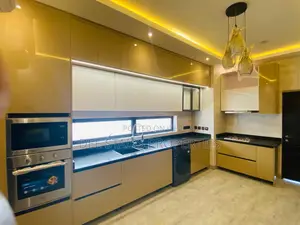 4bdrm House in Sprintex, Spintex for sale