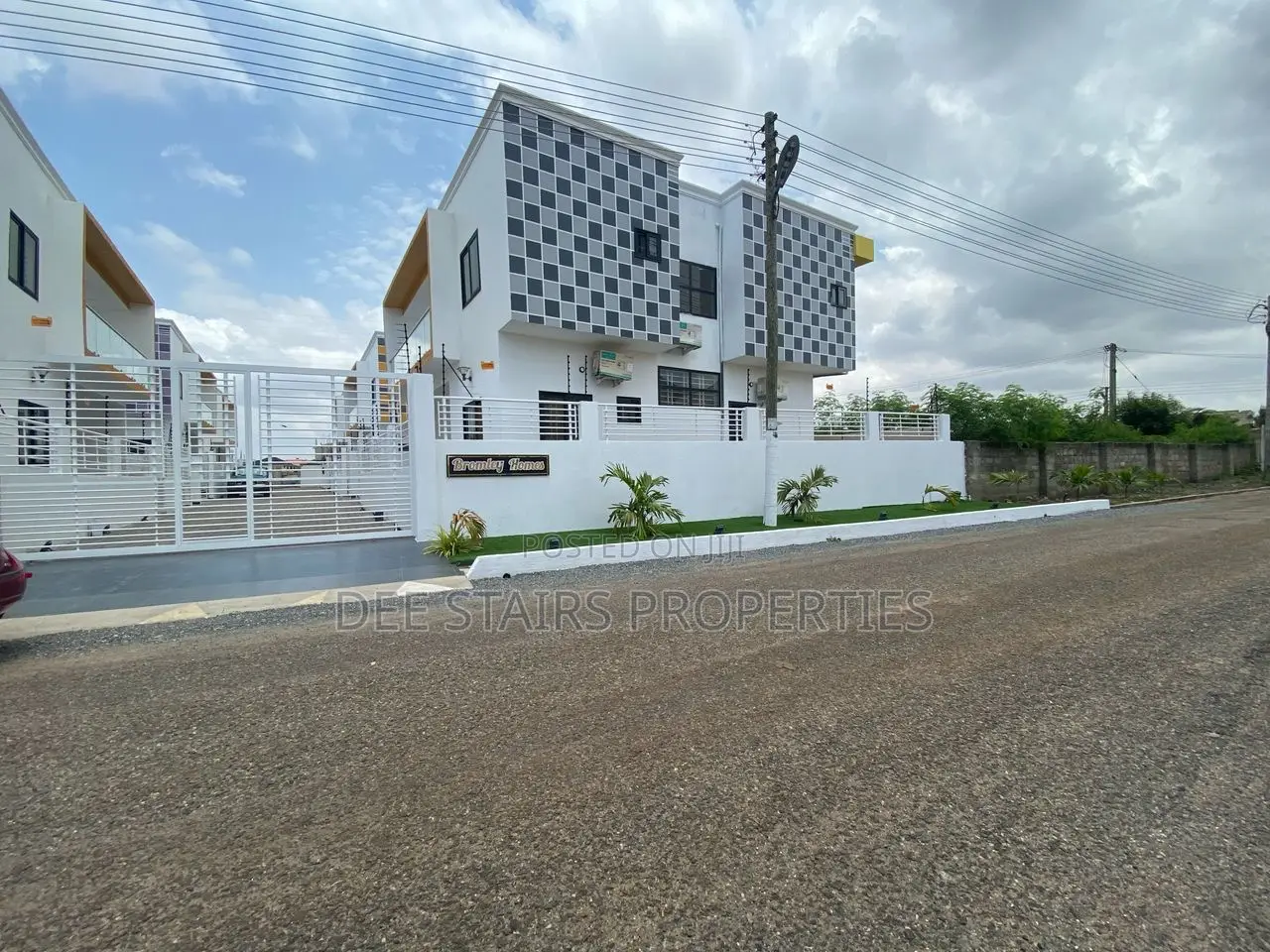 4bdrm House in Sprintex, Spintex for sale