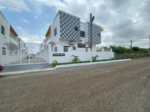 4bdrm House in Sprintex, Spintex for sale