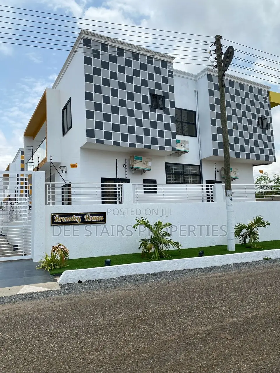 4bdrm House in Sprintex, Spintex for sale