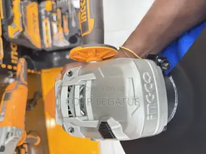 2400w Ingco Angle Grinder 9”
