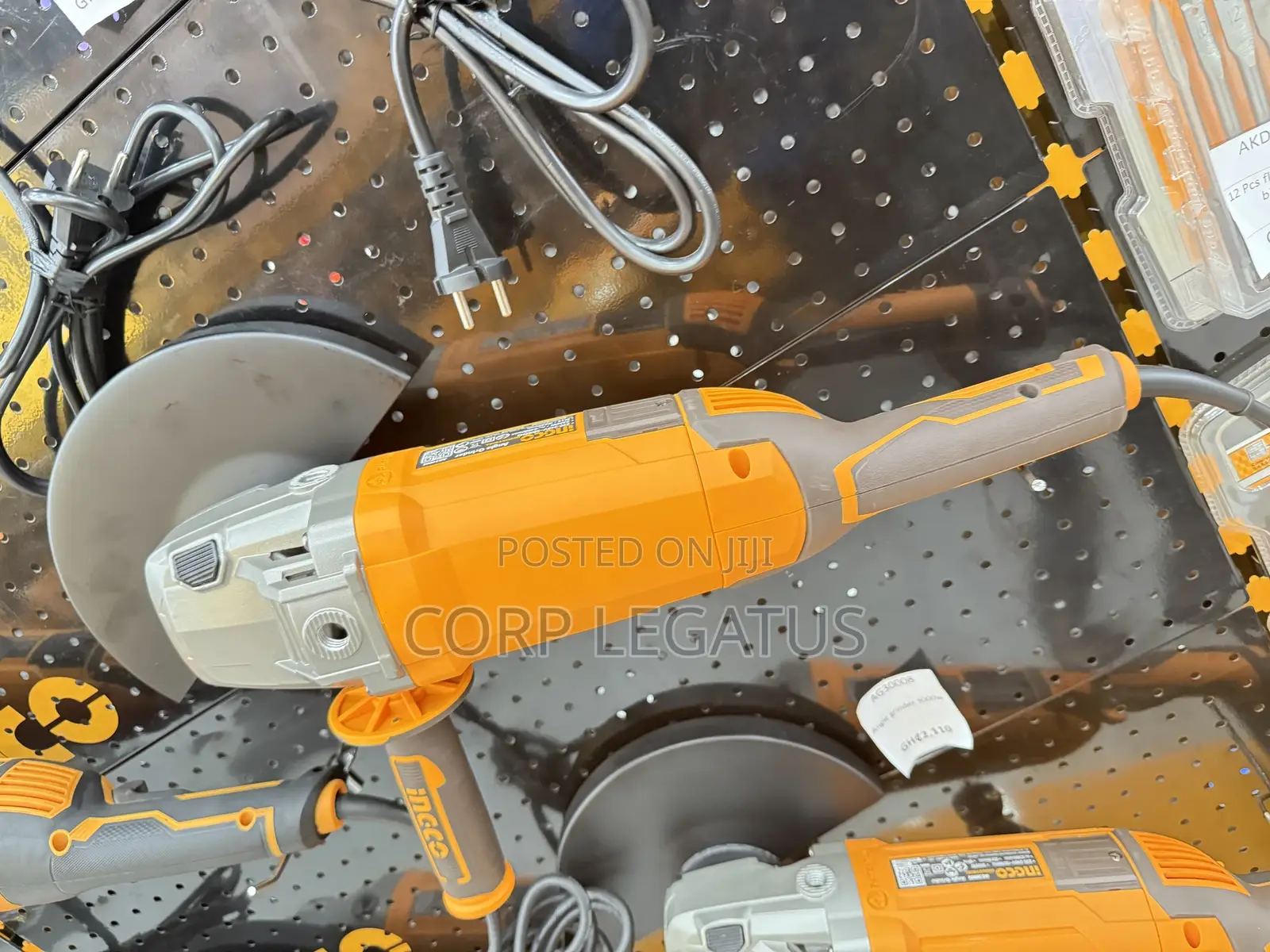 2400w Ingco Angle Grinder 9”