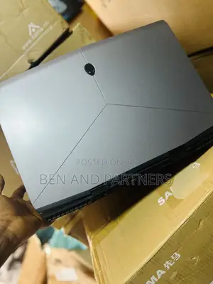 Laptop Alienware M17x R2 16GB Intel Core i7 HDD+SSD 512GB
